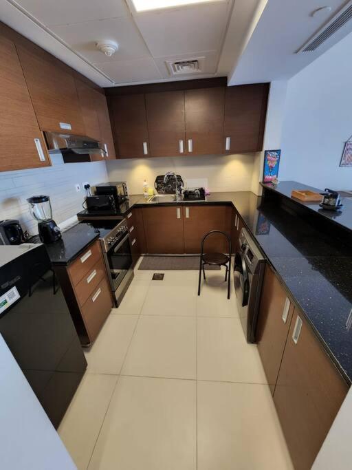Cozy 1Br In Iconic Tower Apartment Abu Dhabi Ngoại thất bức ảnh