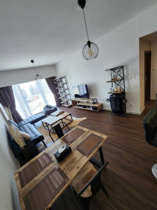 Cozy 1Br In Iconic Tower Apartment Abu Dhabi Ngoại thất bức ảnh