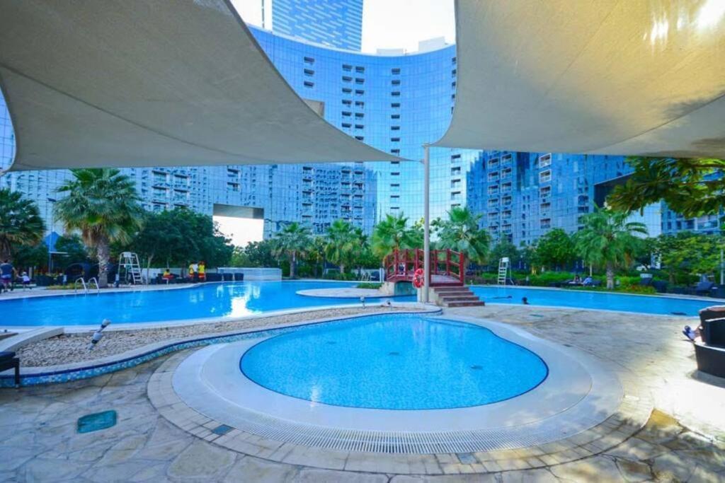 Cozy 1Br In Iconic Tower Apartment Abu Dhabi Ngoại thất bức ảnh