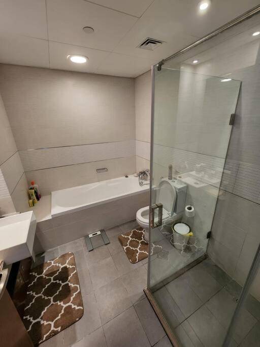 Cozy 1Br In Iconic Tower Apartment Abu Dhabi Ngoại thất bức ảnh
